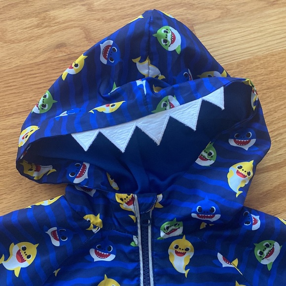 Baby Shark Kids Jacket 💙 2T - Picture 3 of 7